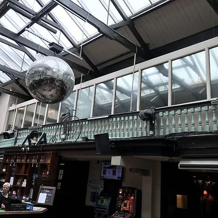 The Royal Victoria And Bull Hotel-3