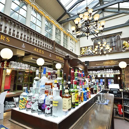 The Royal Victoria And Bull Hotel-2