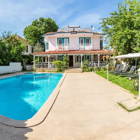 Calypso Cozy Suites (Adults Only)-3