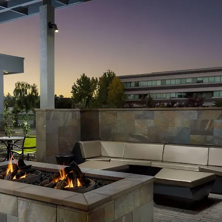 Springhill Suites By Marriott Belmont Redwood Shores-3