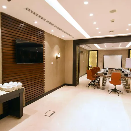 Best Plus Aurora Hotel-3
