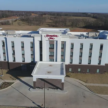 Hampton Inn West Plains-2