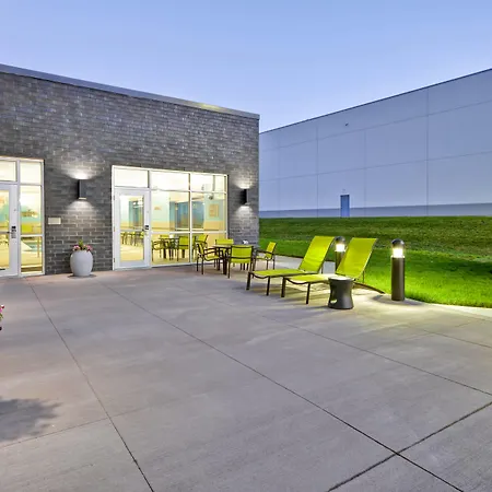 Springhill Suites By Marriott Cincinnati Blue Ash-2