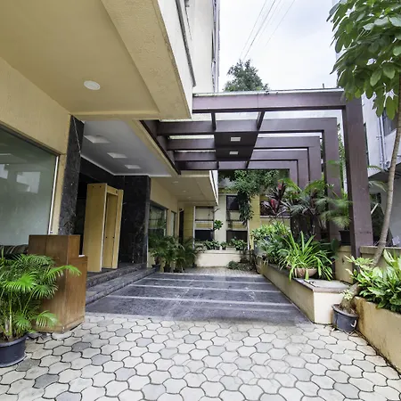 Hotel Mint Ivy-3