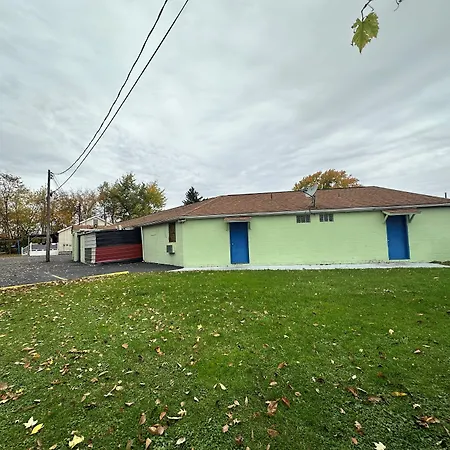 Westgate Manor Motel Austintown & Youngstown Ohio-3