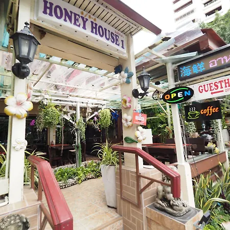Honey House1 Hotel-2