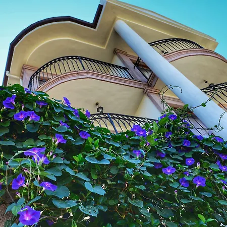 Stone Hill Hotel-2