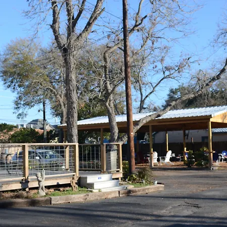 The Oak Motel-2