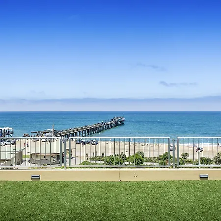 Hotel A La Mer-2