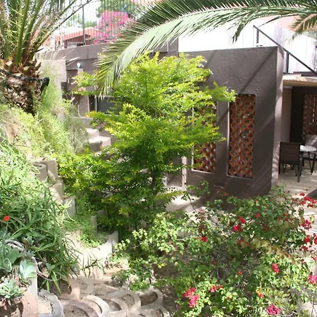 De Vagebond Hotel-Pension-2