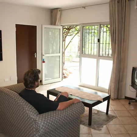 De Vagebond Hotel-Pension-3