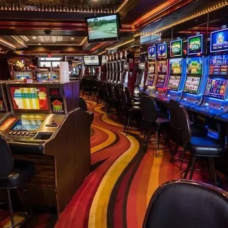 Skyline Hotel And Casino-3