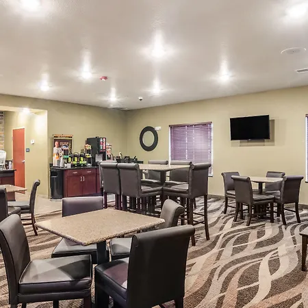 Cobblestone Hotel & Suites - Gering/Scottsbluff-3