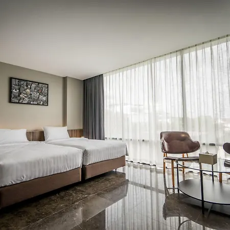 Onix Hotel Bangkok-3