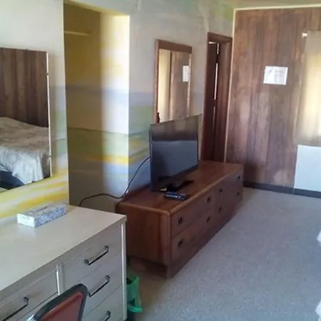 Mountaineer Motel-2
