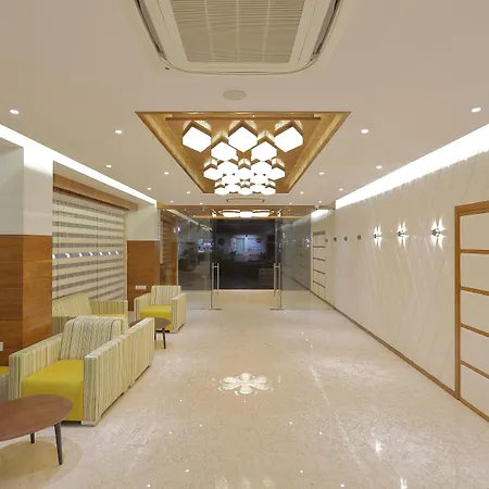 Hotel Silver Heights-3