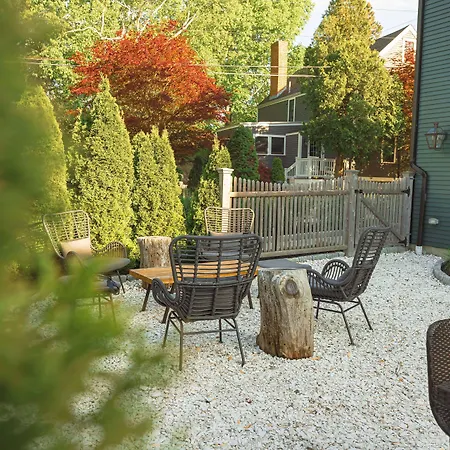 Great Island Inn - A Modern Boutique Hotel-2