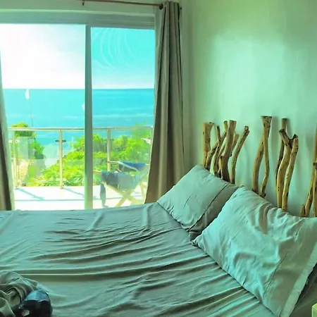 Birdland Beach Club-3