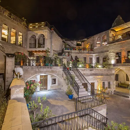 Elegance Cave Suites & Restaurant-2