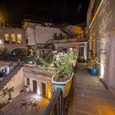 Elegance Cave Suites & Restaurant-2