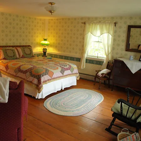 Colonel Spencer Inn-2