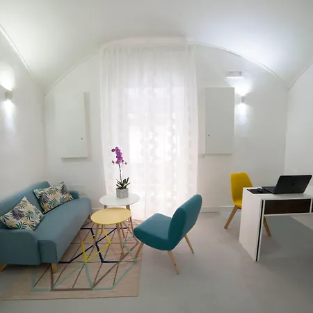 Dada Suite-3