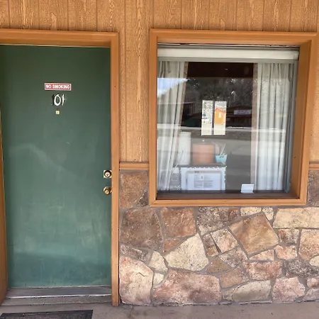 Rainbow Lodge-2