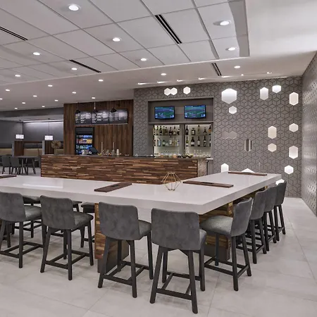 Courtyard By Marriott Houston Sugar Land/Lake Pointe-3