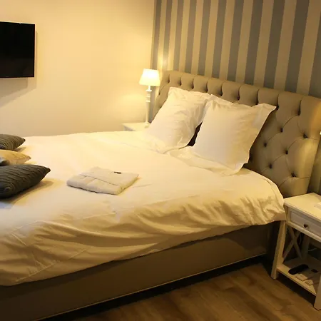 The Hamptons Boutique Hotel-3