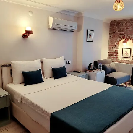 Cunda Rooms Butik Otel-3