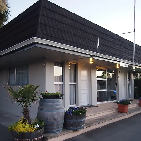 Montana Lodge Motel-2