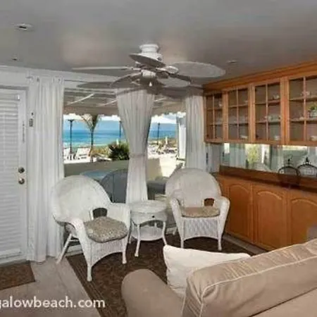 Bungalow Beach Resort-2
