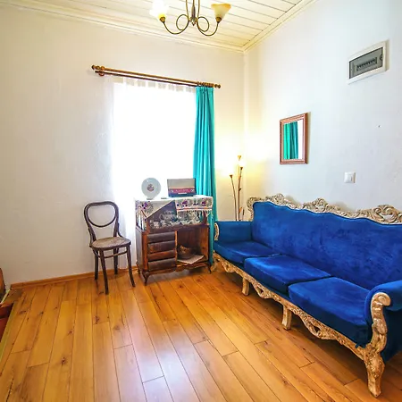 Alaybey Ada Evi-2