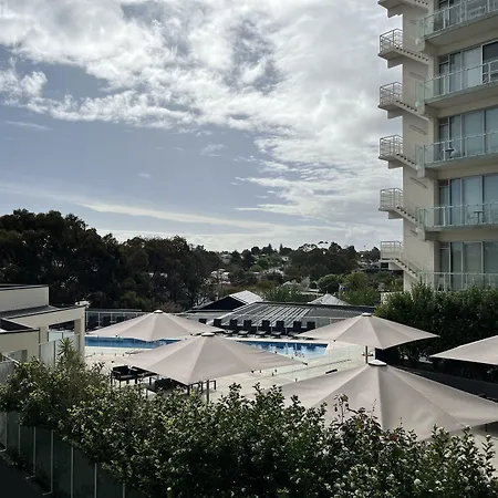 Tasha'S Apartments On Warwick-3