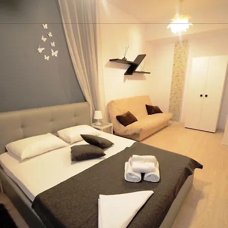 Uptown Residence Apartments-2