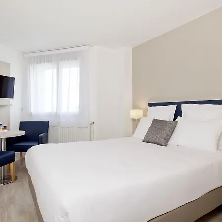 Sejours&Affaires Paris-Davout-3