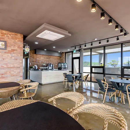 Thira Hotel-2
