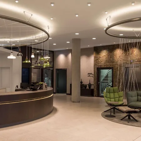 Hyatt Place Frankfurt Airport-3