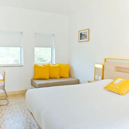 Bloom Hotel - Calangute-3