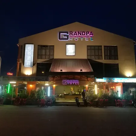 Grandpa Hotel-2