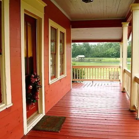 Maison D'Memoire Bed & Breakfast Cottages-2
