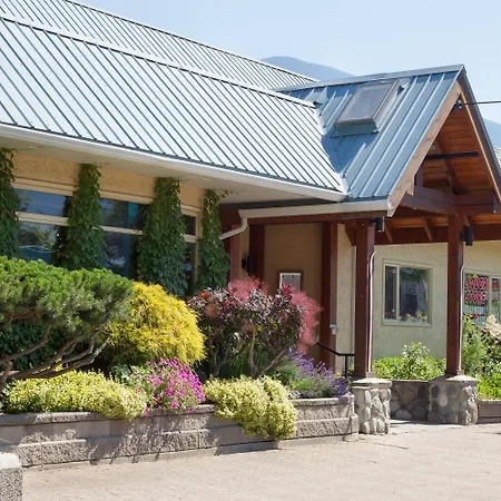 The Lodge At Arrow Lakes-2