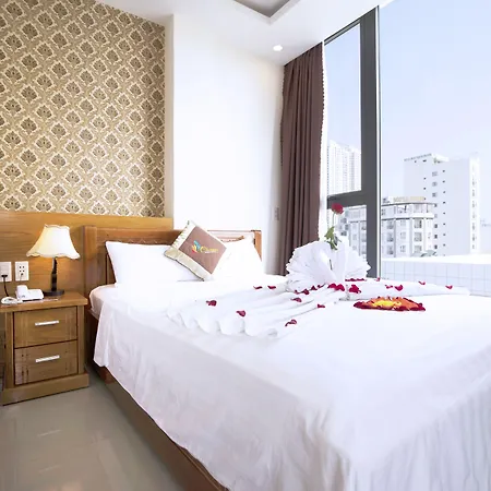 Charming Danang Hotel-203 Nguyen Van Thoai-2