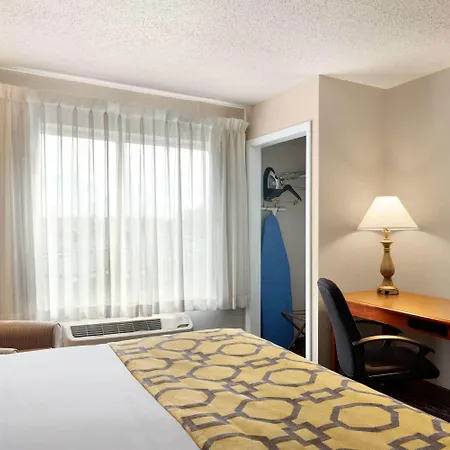 Baymont By Wyndham Springfield I-44-2