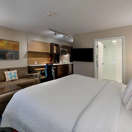 Towneplace Suites By Marriott Milwaukee Oak Creek-3