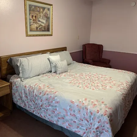 Blue Spruce Motel-2