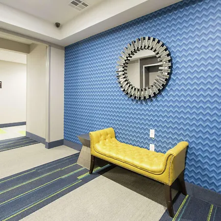 Hampton Inn & Suites Stroud-2