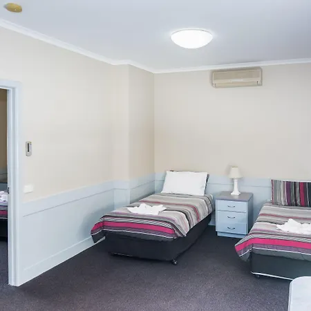 Merimbula Lakeview Hotel-2