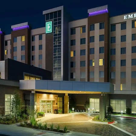 Embassy Suites By Hilton College Station-3