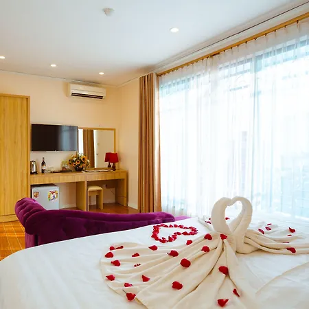 Royal Hotel Ha Noi-2